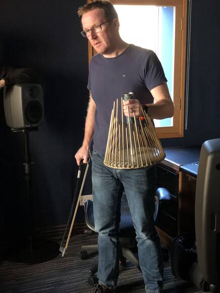 El trabajo detrás del aspecto sonoro es prácticamente inimaginable. La cantidad de instrumentos usados en el juego o la manera en la que se recrearon los efectos de sonido nos dejó boquiabiertos.