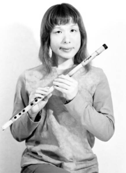 Jun Chikuma, intrprete profesional de flauta ney adems de compositora.