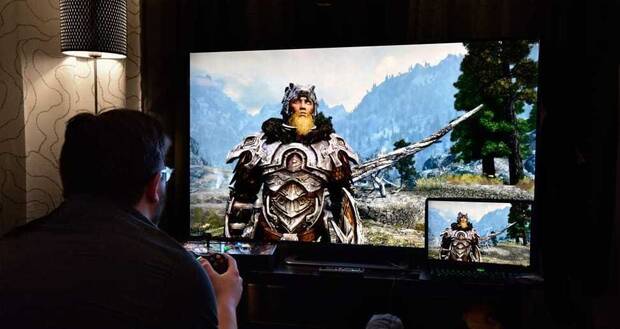 Es importante desactivar procesos, elegir modos de juego específicos de cada fabricante y reducir el postprocesado de la imagen en algunos modelos LED y OLED.