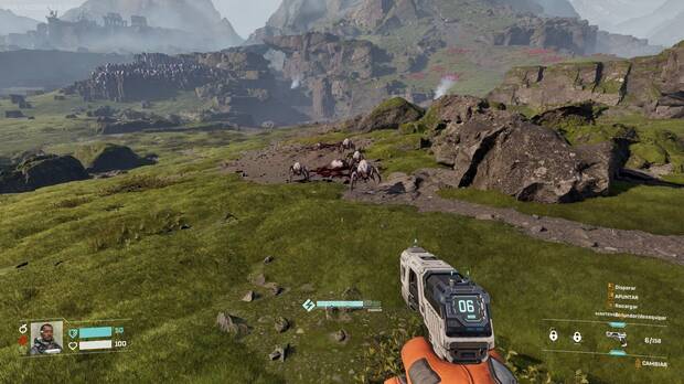 Hay insectos que van en grandes grupos, otros �giles que se abalanzan contra nosotros, unos explosivos... Pero se echa en falta m�s variedad.