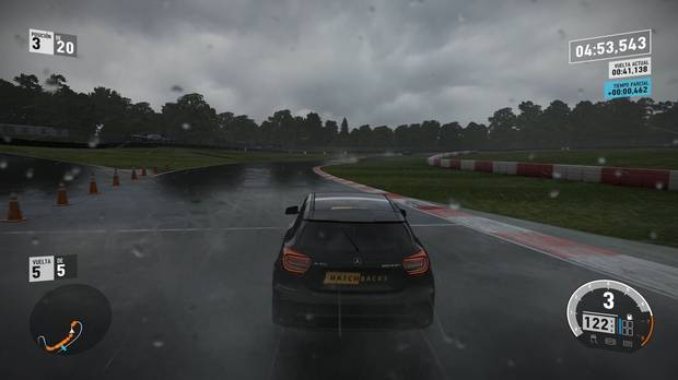 Las tormentas son un auténtico espectáculo visual y modificarán el comportamiento de los vehículos.