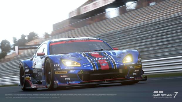 Si queréis alucinar con el DualSense, probad 'Gran Turismo 7'.