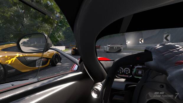 Algo parecido ocurre con ‘Gran Turismo 7’, que es absolutamente espectacular.