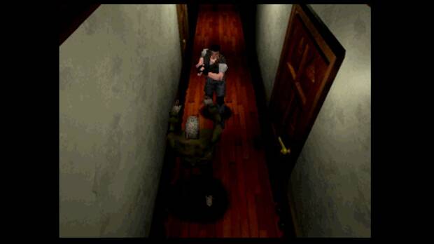 El control tipo 'tanque' en 'Resident Evil' se adapta muy bien a la cruceta.