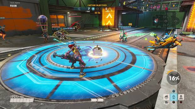 Algunos personajes están claramente inspirados en héroes de otros juegos, como Gyzmo, una chica que coloca torretas e invoca a un robot gigante que recuerda claramente a D.Va de 'Overwatch'.