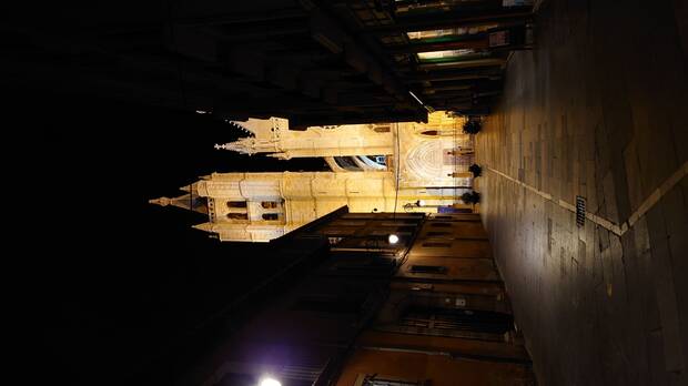 Foto nocturna con la aplicación normal de la cámara del Sony Xperia 5 II.