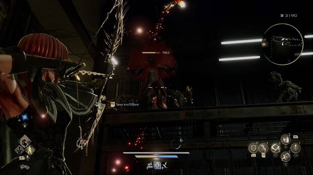 Tenemos armas cuerpo a cuerpo, pero tambi�n para acertar a los enemigos desde la distancia.