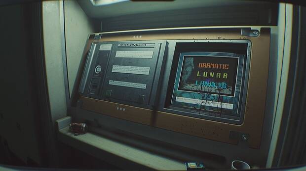 La exploraci�n y los puzles son de lo mejor de 'Routine', y es que casi todos los terminales nos dar�n problemas.