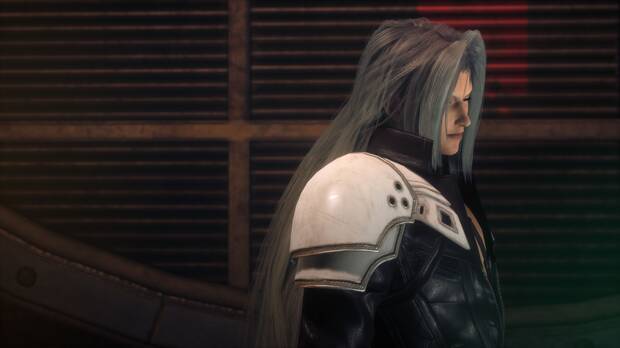 En 'Crisis Core' vemos una perspectiva diferente de Sephiroth, antes de los acontecimientos que lo transforman en el enemigo de 'Final Fantasy VII'.