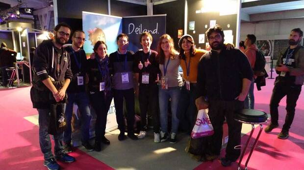 El equipo de Chibig y el del estudio de animación Ciervo Alto en la Barcelona Games World de 2018.