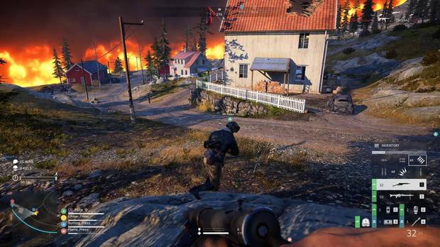 El anillo de fuego avanzará destrozándolo todo a su paso y empequeñeciendo el terreno de juego.