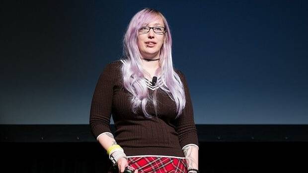 Zoe Quinn acaba de publicar un libro contando su experiencia durante el GamerGate.