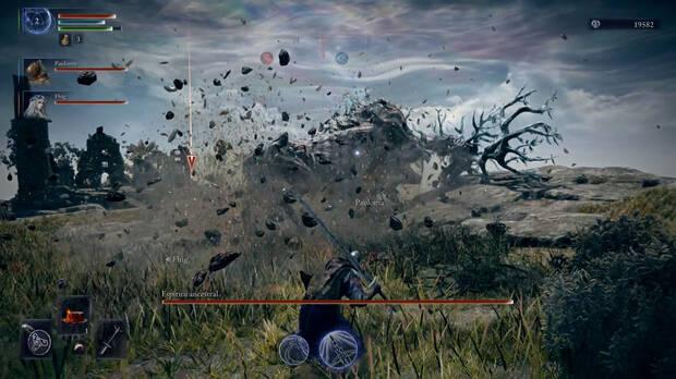 Además de los nuevos ocho grandes jefes finales, hay un montón de minijefes y jefes procedentes de Elden Ring y Dark Souls.