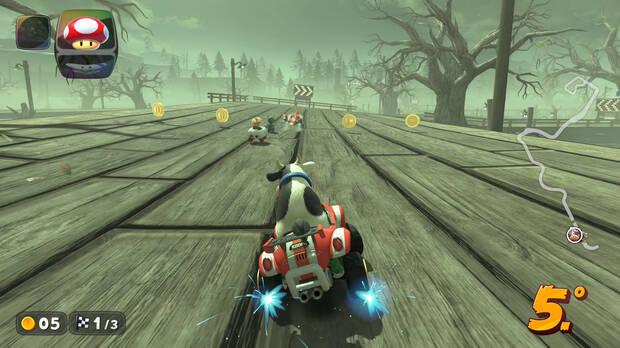 La incorporacin de los pilotos NPC, como la vaca, ampla el repertorio de personajes y lo hace ms divertido.