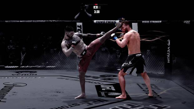 El comportamiento suele ser realista aunque sigue habiendo fallos como las patadas altas de Topuria que jamás ha usado en la UFC.