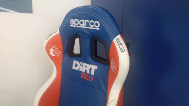 Sparco firm� un acuerdo con Codemasters para lanzar un modelo de silla decorada con motivos de DIRT.