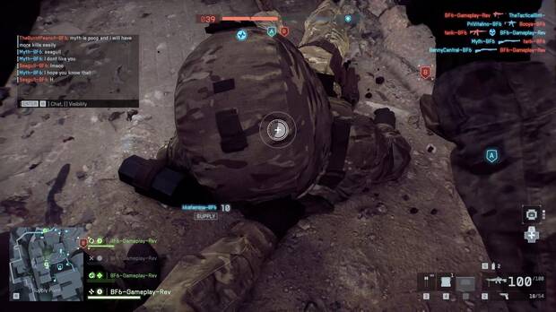 Podemos arrastrar a un compaero cado al que estemos reviviendo.