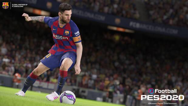 En 'PES 2020' fallaremos unos cuantos pases y tiros a puerta hasta que nos acostumbremos a las nuevas exigencias de tener el cuerpo del futbolista bien posicionado.
