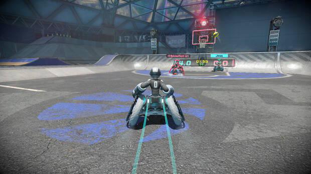 Si veis que alguien del equipo contrario va a intentar encestar, no dudéis en embestirle para que el lanzamiento tenga menos probabilidades de entrar en el aro.