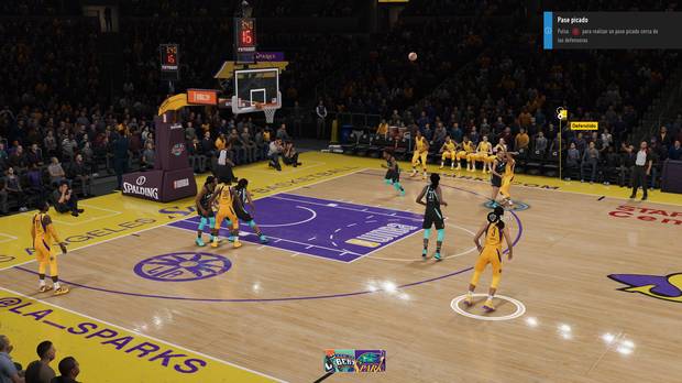 Las doce franquicias de la WNBA están perfectamente recreadas.