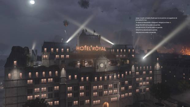 Hotel Royal en uno de los niveles más espectaculares. Una azotea llena de habitaciones de gran lujo, claraboyas y rincones en los que cazar a los rivales.