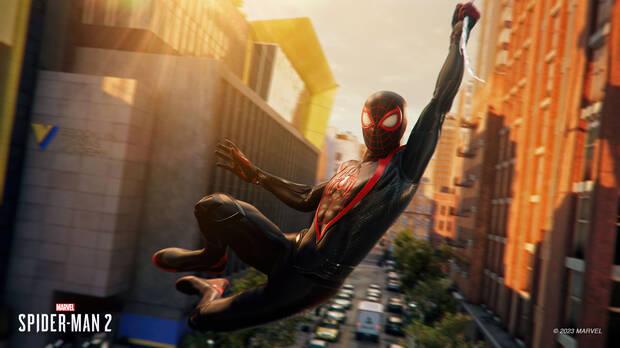 Dudamos que exista un sistema de desplazamiento en videojuego alguno que sea más divertido y espectacular que el de 'Marvel's Spider-Man 2'. Balancearse por Nueva York como Peter o Miles es una experiencia indescriptible.