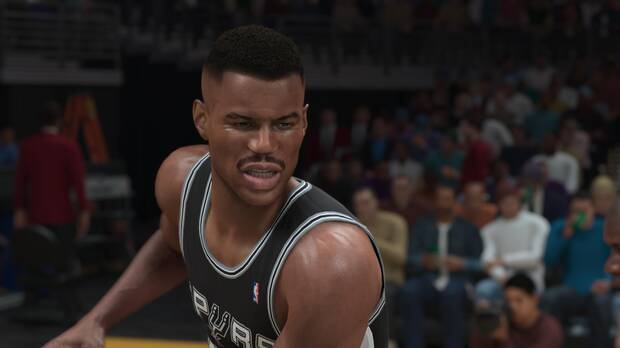 Las mejoras visuales se notan sobre todo al acercar la cmara y ver las camisetas, la piel, la iluminacin...