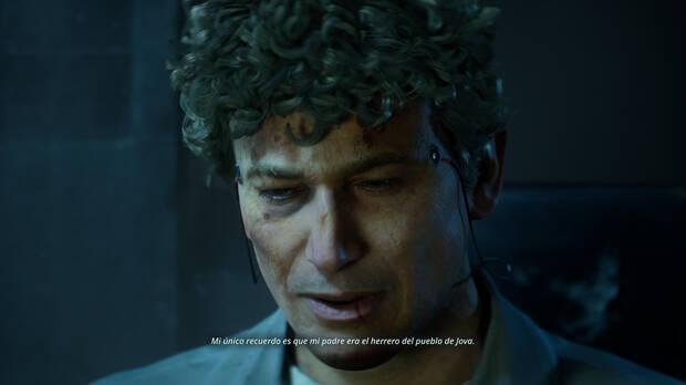 Rmi se ha colado en una zona bajo jurisdiccin militar y lo nico que sabemos al inicio de la historia es que busca conocer ms de su pasado.