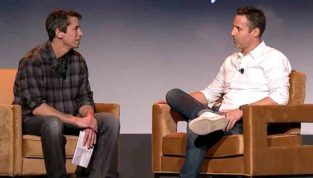 Ted Price (presidente de Insomniac) y Jason Rubin (cofundador de Naughty Dog) en una charla reciente.