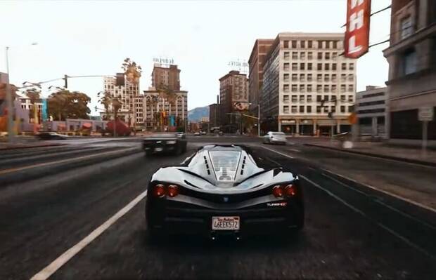 Nada mejor que 'GTA V' modificado hasta las cejas para soñar con 'GTA VI'.
