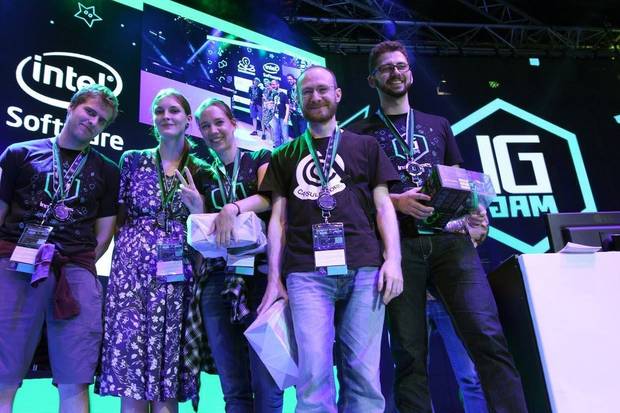 En 2016 Platonic ganó la jam de la Gamescom.