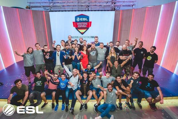 El equipo de ESL fue creciendo a