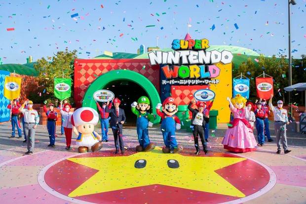 Después de varios retrasos Super Nintendo World por fin a abierto sus puertas en Osaka, en una ceremonia de apertura que ha contado con la presencia de Shigeru Miyamoto.