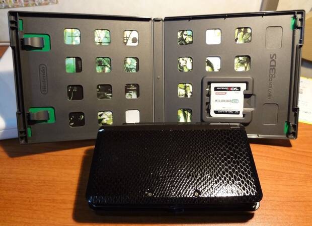 Las ediciones especiales de consolas más extrañas, bonitas y llamativas 9