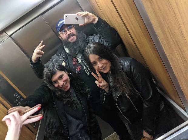 Paula Ruiz, Jordi De Paco y Marina González, los tres integrantes centrales de Deconstructeam.