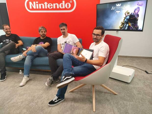 Integrantes de Aeternum Game Studio. De izquierda a derecha, el responsable de marketing Fernando Sánchez Olivera; el director, Hugo Gómez de Ramos; el compositor, Juan Ignacio Terual y el director de arte, José Manuel Serrano.