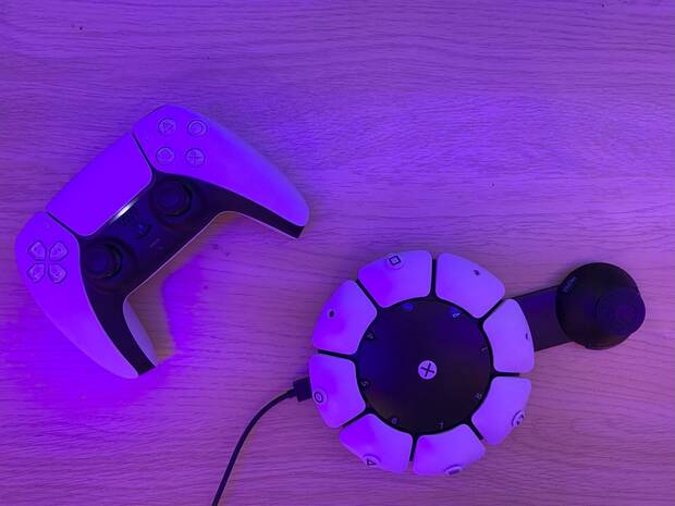 Aunque en las imágenes pudiera parecer grande, es un dispositivo compacto.