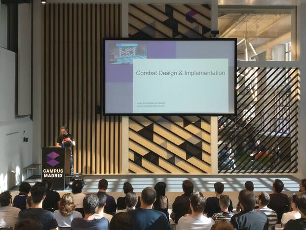Juan Fernández, en una charla que impartió en Google Campus de Madrid dentro de unas jornadas de game design de U-tad.