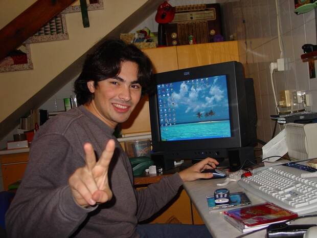 García, retomando la programación tras un par de años dedicado a se programador de gestión en el garaje de su casa.