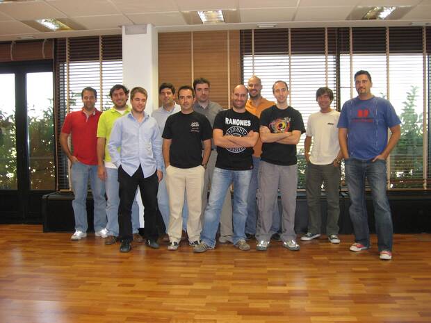 El equipo de desarrollo de FX Interactive en 2006.
