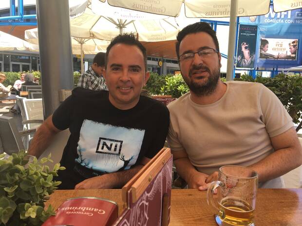 Grihan con David García, compositor de 'Rime' y 'Arise: A Simple Story' y actualmente director de sonido en Ninja Theory.