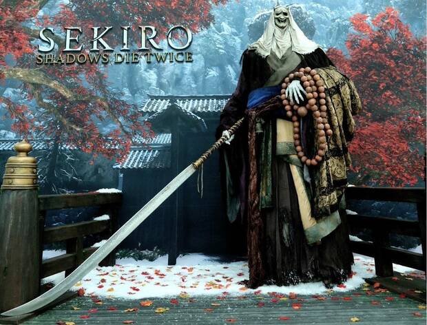 En el E3 exhibieron la estatua del jefe Corrupted Monk, una espeluznante mujer de 3 metros con una naginata.