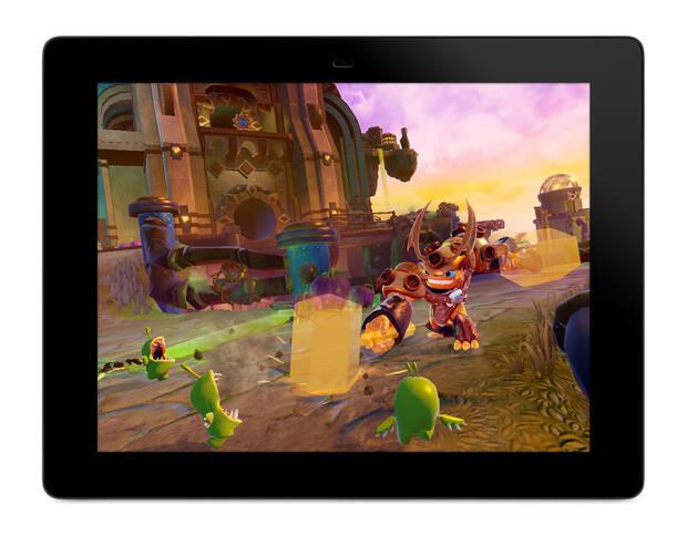 Los personajes están mucho más definidos que los escenarios, pero tiene buena calidad para ser una <i>tablet</i>.