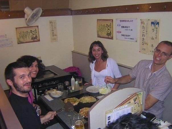 Tokio 2006, durante el testeo de Children of Mana 'con el equipo de FIGS [franc