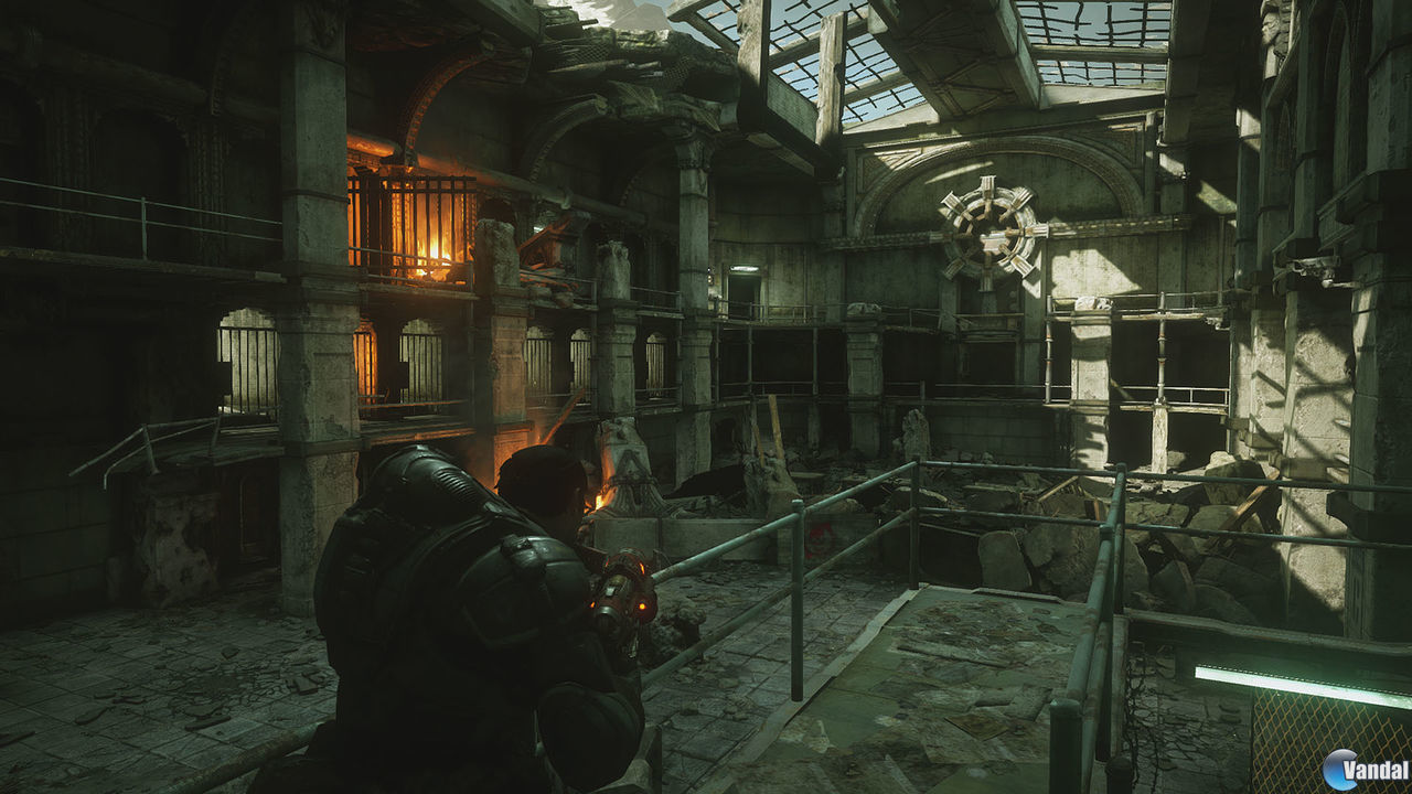 Gears of War: Ultimate Edition - Videojuego (Xbox One y PC) - Vandal