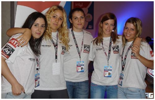 De izquierda a derecha: 'Lena', 'MiriaM', 'aNouK', 'iReNuKa' y 'Bady'.
